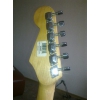 продам электрогитару fender